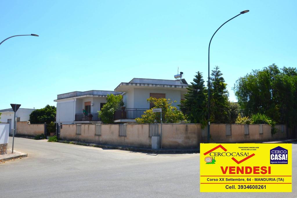 casa indipendente in vendita ad Avetrana