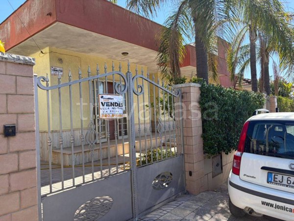 casa indipendente in vendita ad Avetrana