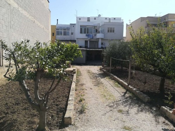 casa indipendente in vendita a Carosino