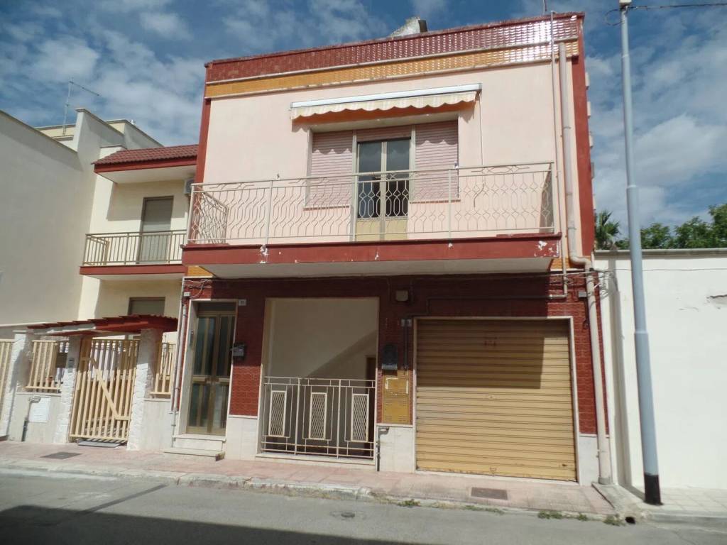 casa indipendente in vendita a Carosino