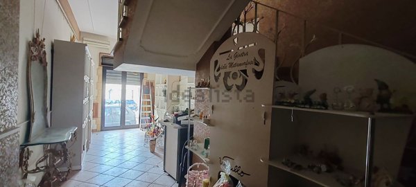 locale commerciale in vendita a Carosino