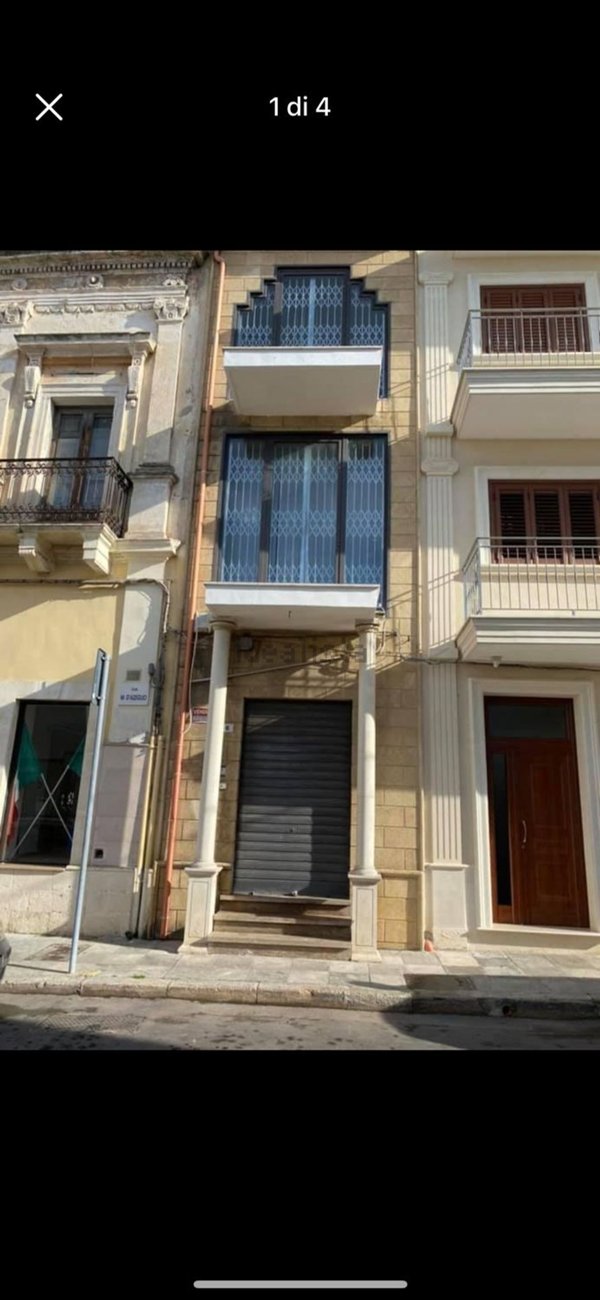 locale commerciale in vendita a Carosino