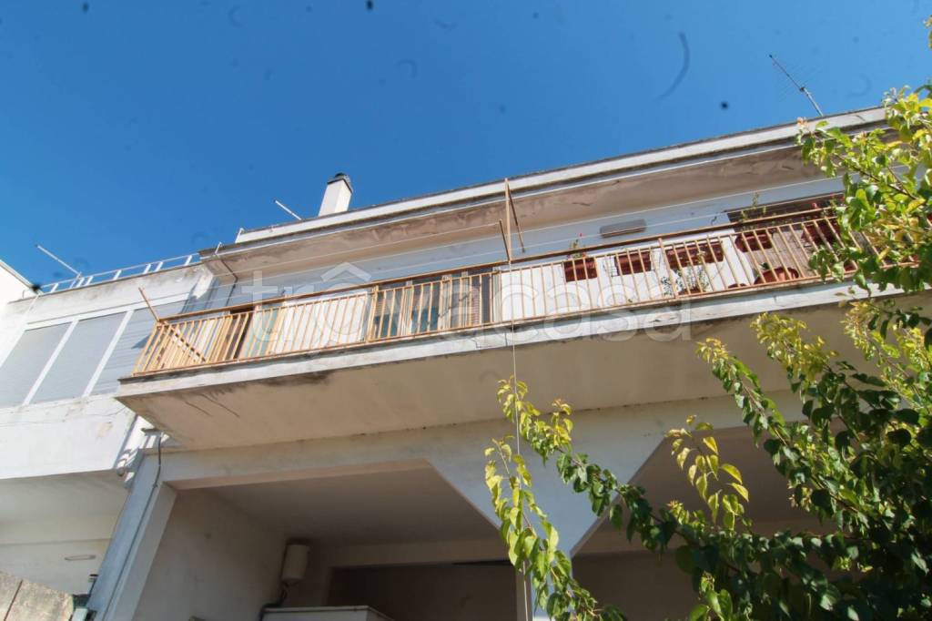 casa indipendente in vendita a Carosino