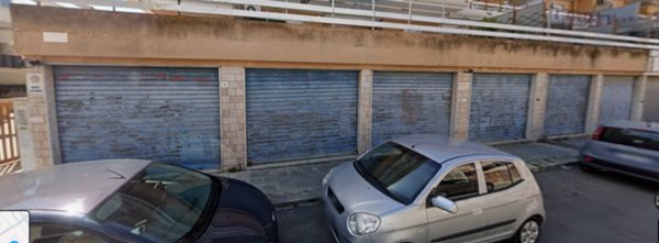 locale di sgombero in vendita a Carosino