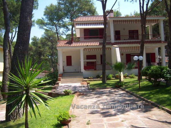 casa indipendente in vendita a Castellaneta