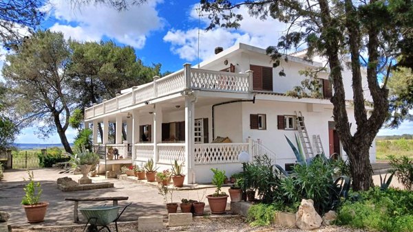casa indipendente in vendita a Castellaneta