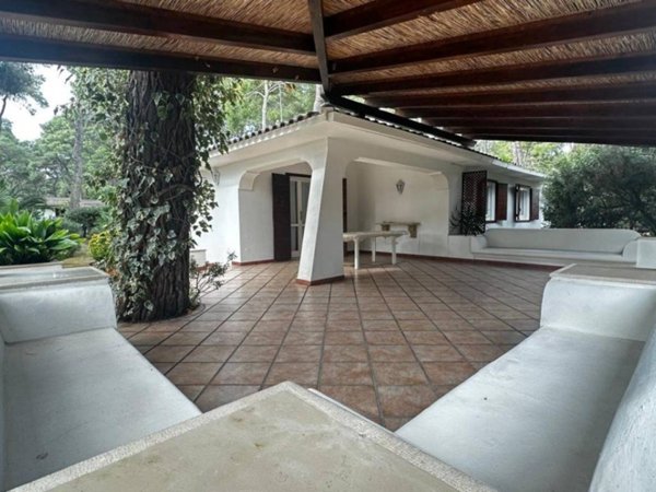 casa indipendente in vendita a Castellaneta