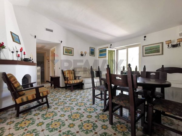 casa indipendente in vendita a Castellaneta