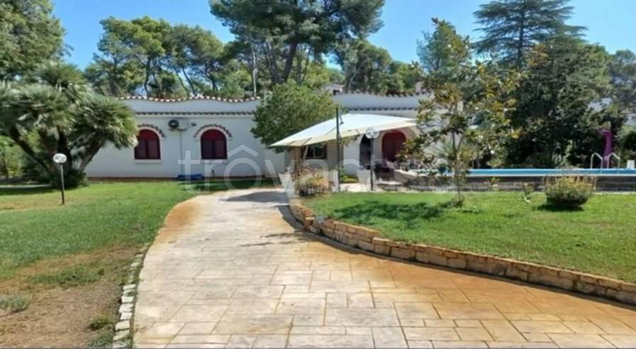 casa indipendente in vendita a Castellaneta