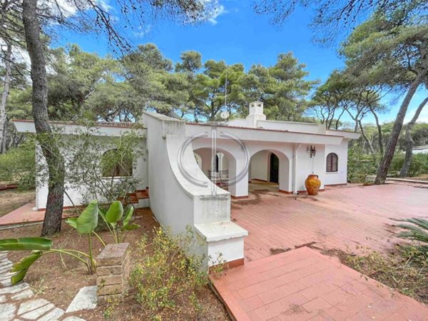 casa indipendente in vendita a Castellaneta