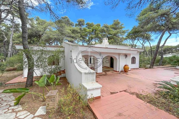 casa indipendente in vendita a Castellaneta
