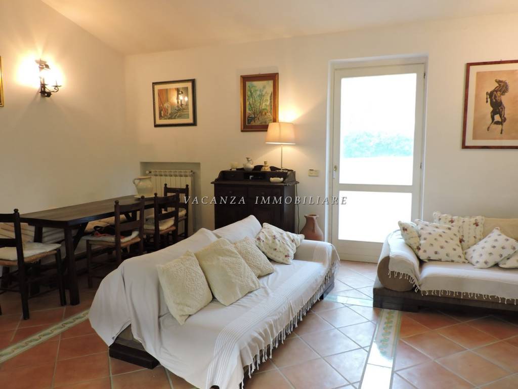 casa indipendente in vendita a Castellaneta