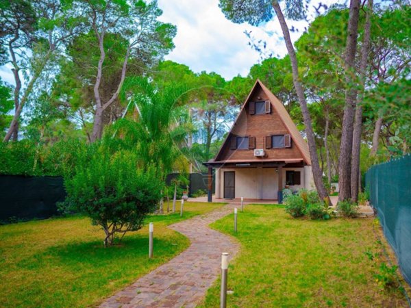 casa indipendente in vendita a Castellaneta
