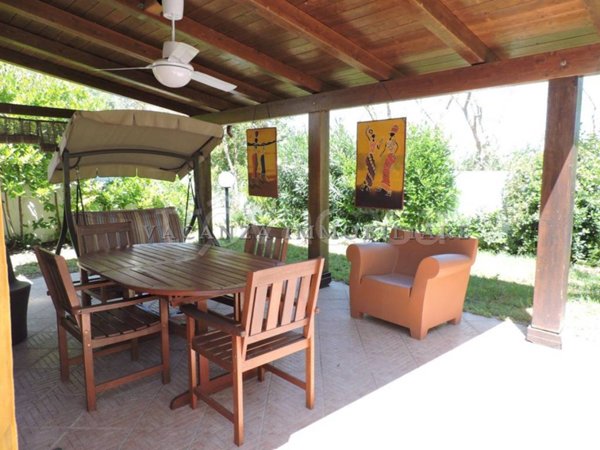 casa indipendente in vendita a Castellaneta