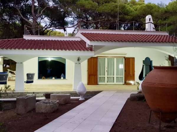 casa indipendente in vendita a Castellaneta