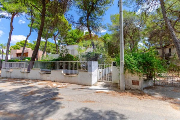 casa indipendente in vendita a Castellaneta