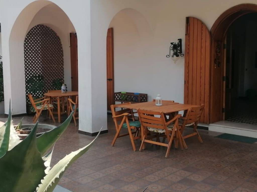 casa indipendente in vendita a Castellaneta