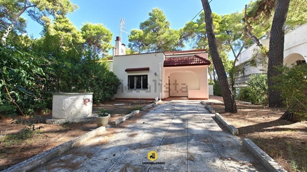 casa indipendente in vendita a Castellaneta