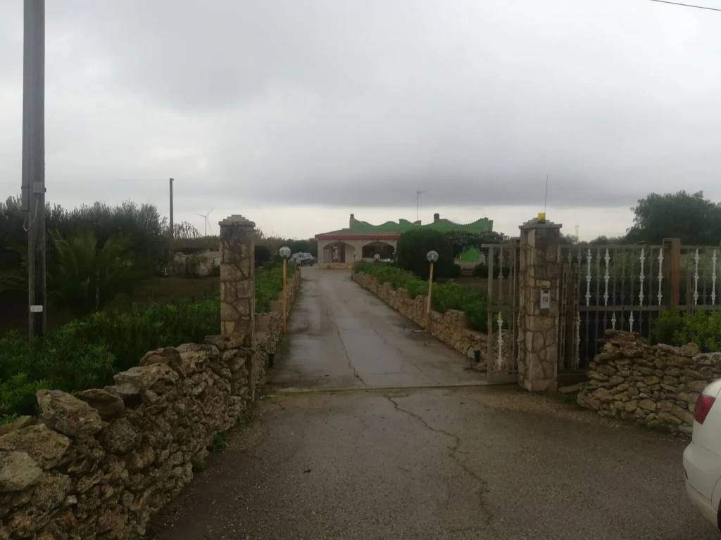 casa indipendente in vendita a Castellaneta