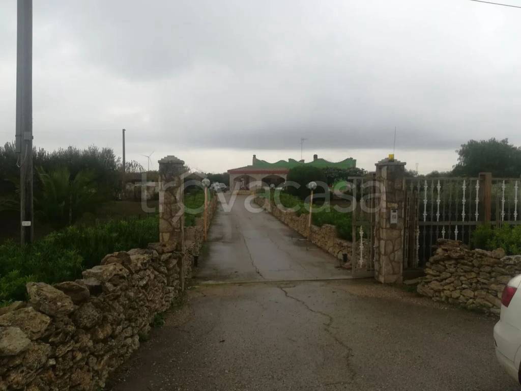 casa indipendente in vendita a Castellaneta
