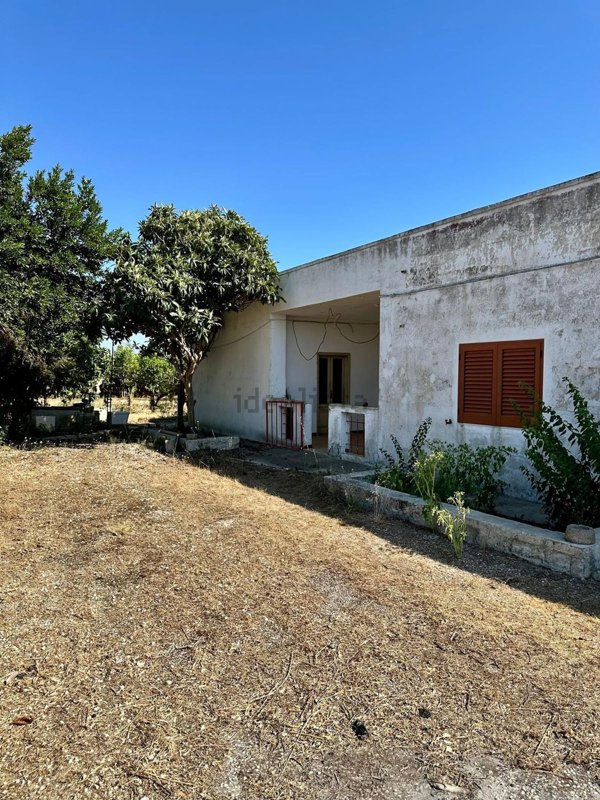 casa indipendente in vendita a Castellaneta