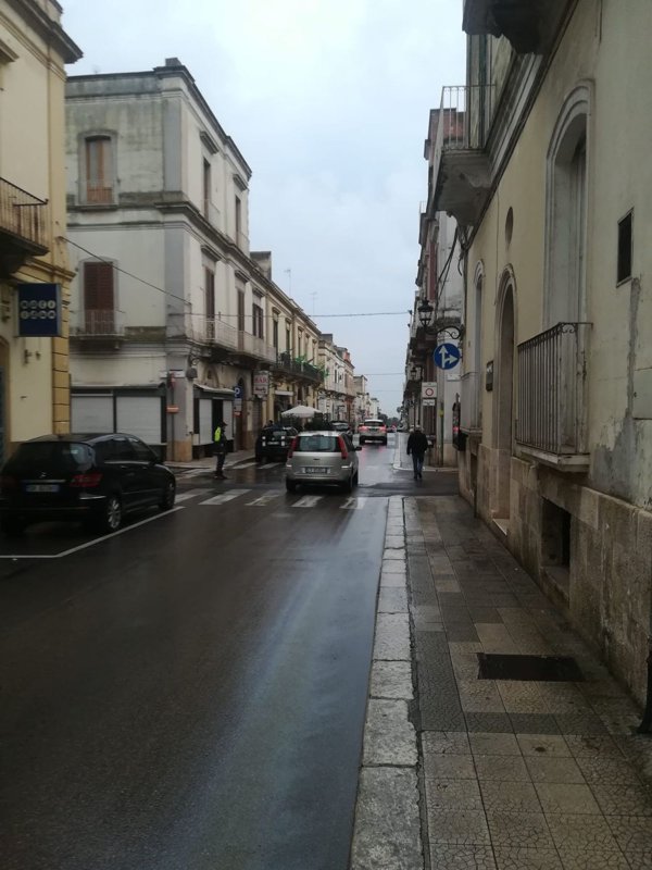 locale commerciale in vendita a Castellaneta