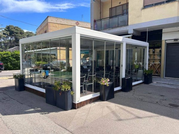 negozio in vendita a Castellaneta