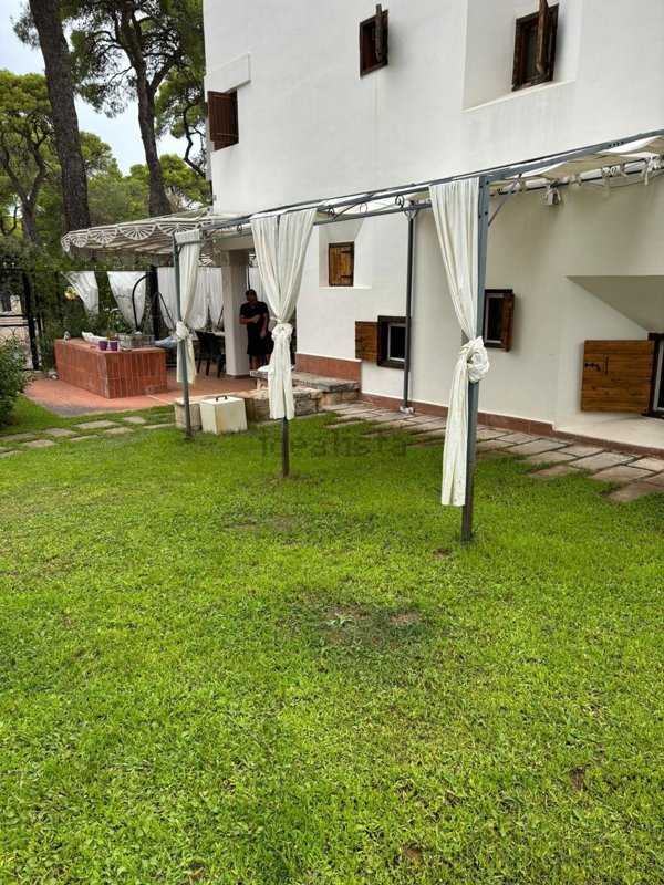 casa indipendente in vendita a Castellaneta