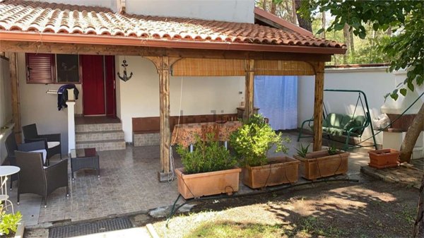 casa indipendente in vendita a Castellaneta