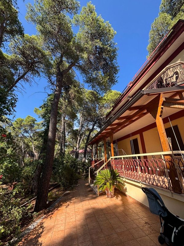 casa indipendente in vendita a Castellaneta