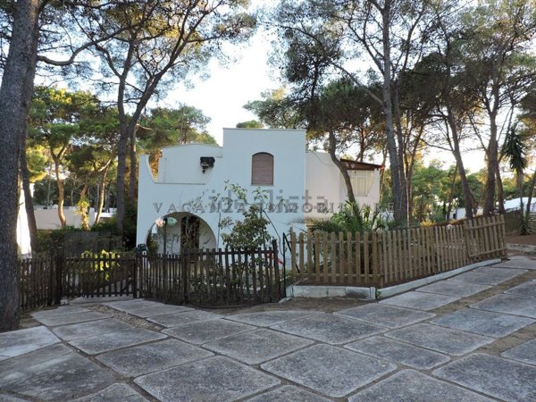 casa indipendente in vendita a Castellaneta