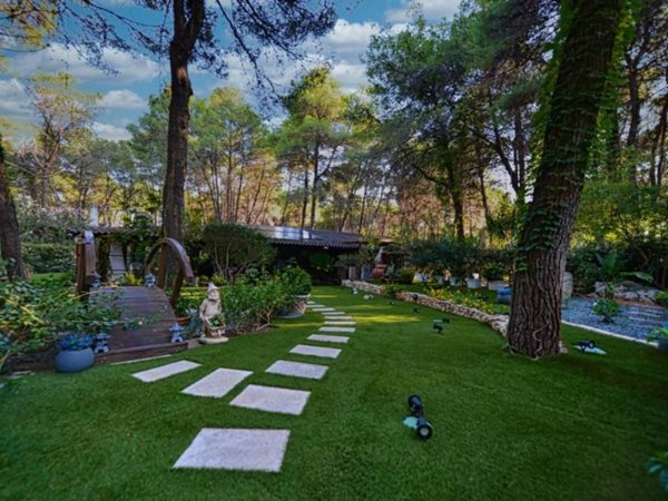 casa indipendente in vendita a Castellaneta