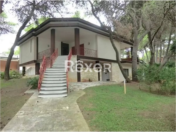 casa indipendente in vendita a Castellaneta