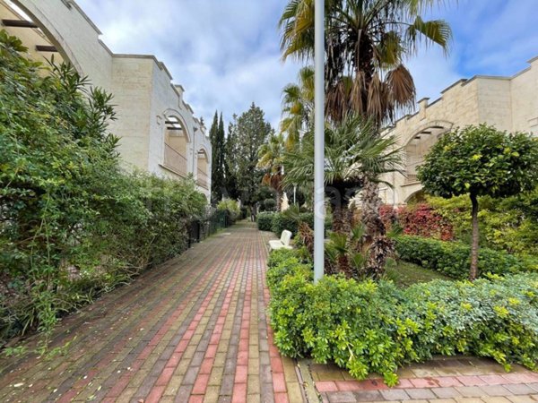 casa indipendente in vendita a Castellaneta