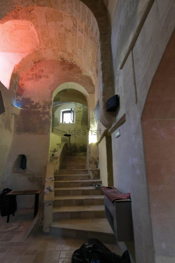 negozio in vendita a Castellaneta