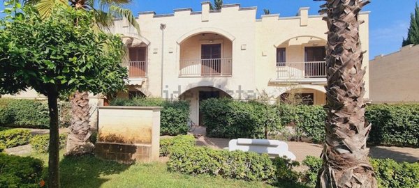 casa indipendente in vendita a Castellaneta