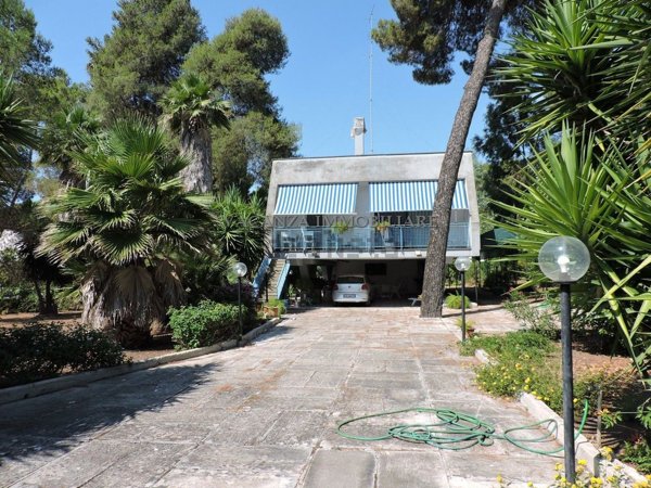 casa indipendente in vendita a Castellaneta