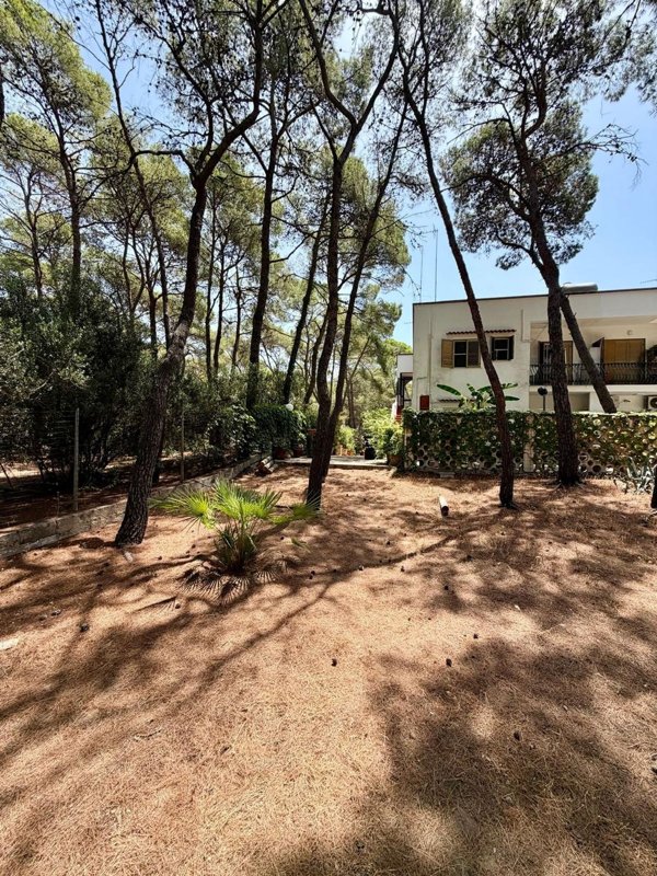 casa indipendente in vendita a Castellaneta