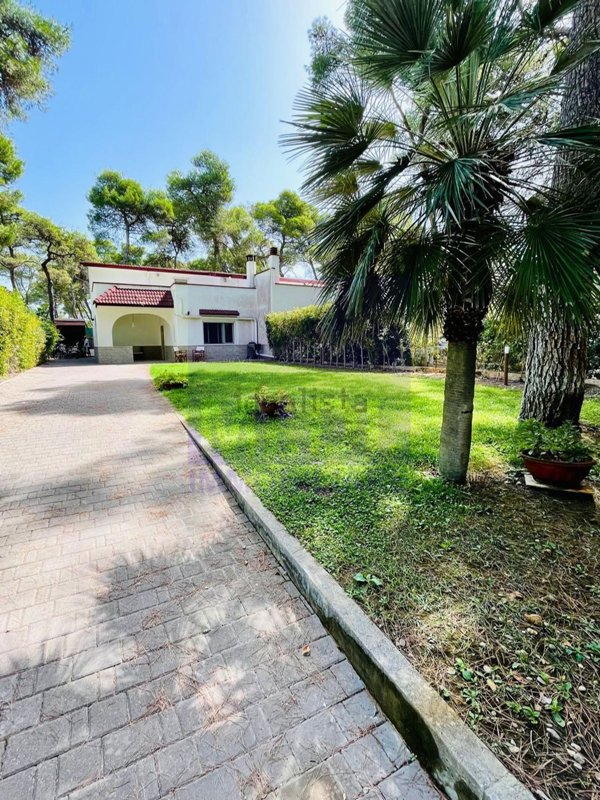 casa indipendente in vendita a Castellaneta