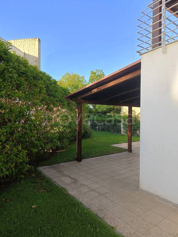 casa indipendente in vendita a Castellaneta
