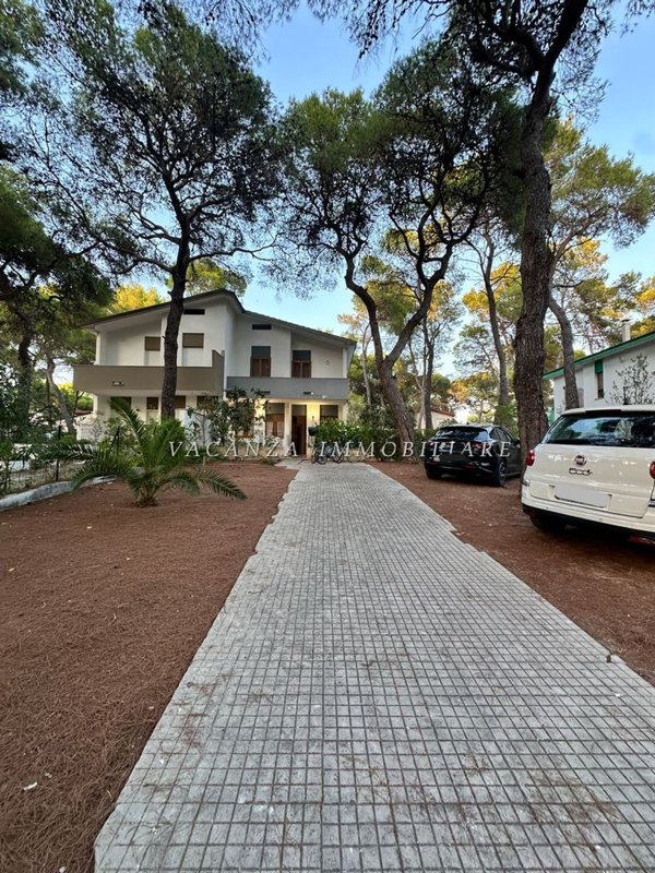 casa indipendente in vendita a Castellaneta