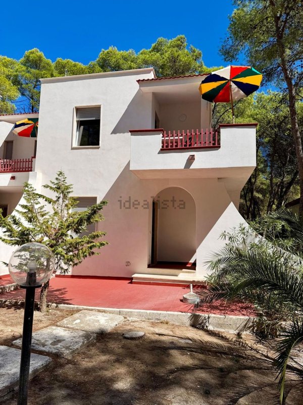 casa indipendente in vendita a Castellaneta
