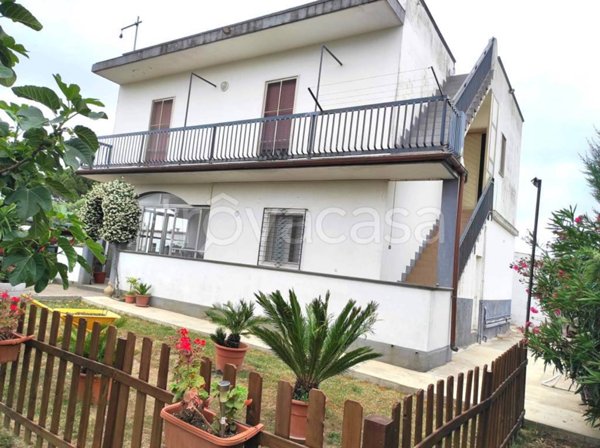 casa indipendente in vendita a Crispiano