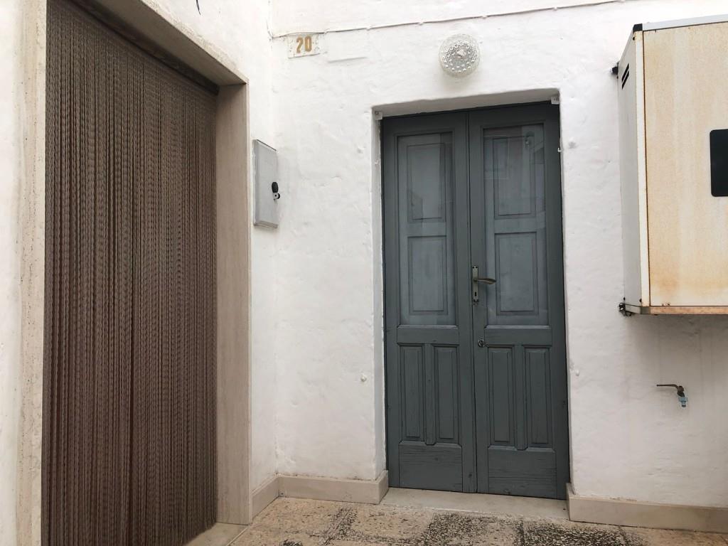 intera palazzina in vendita a Crispiano