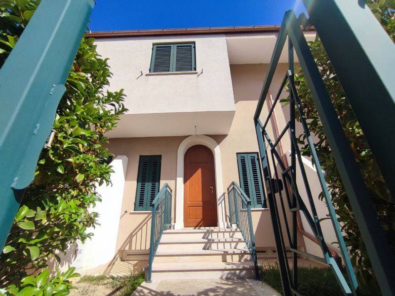 casa indipendente in vendita a Crispiano