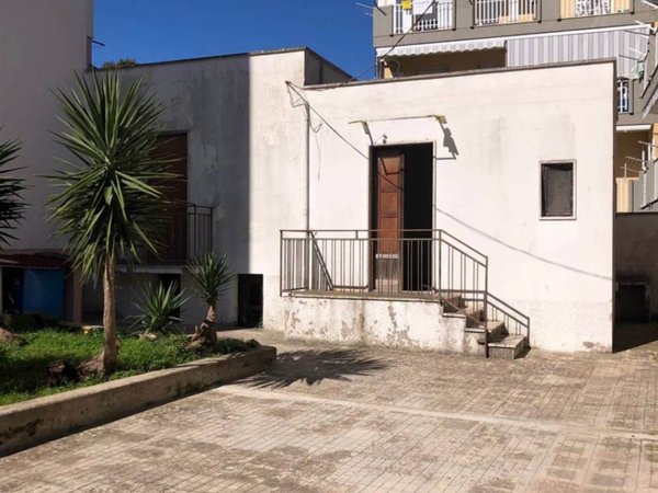 casa indipendente in vendita a Crispiano