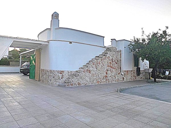 casa indipendente in vendita a Crispiano