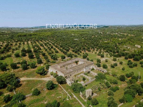 casa indipendente in vendita a Crispiano