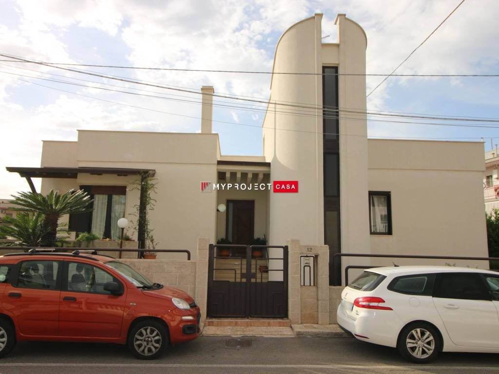 casa indipendente in vendita a Crispiano