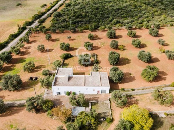 casale in vendita a Crispiano